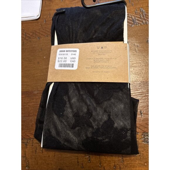 Urban Outfitters Nylon Stocking Fish Lot Of 4 Stockings - Picture 3 of 6